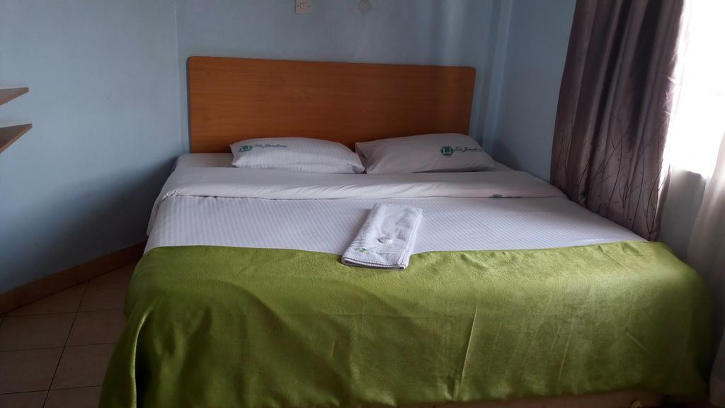 La Jardine Bed & Breakfast Nairobi Luaran gambar